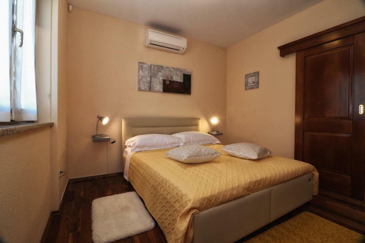 Villa Casa Vesna Rovigno Esterno foto